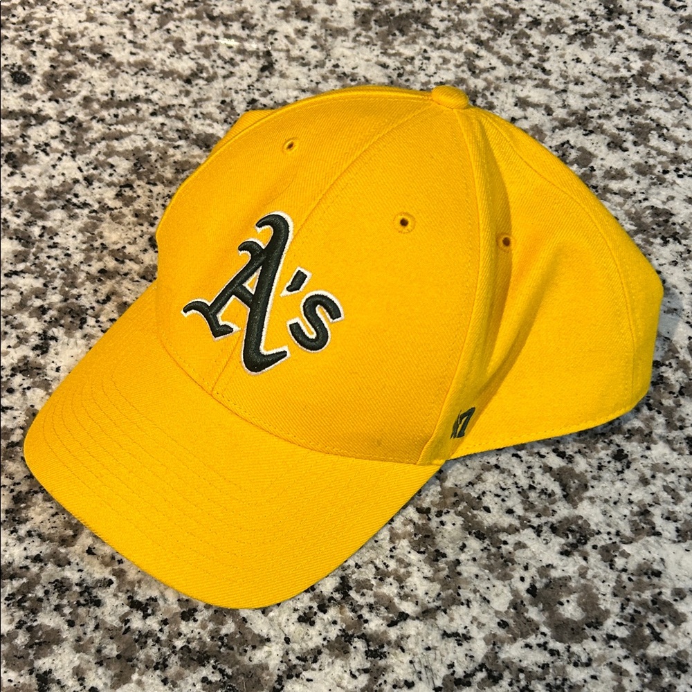 47 Brand Oakland A’s Men’s Baseball Cap - Yellow